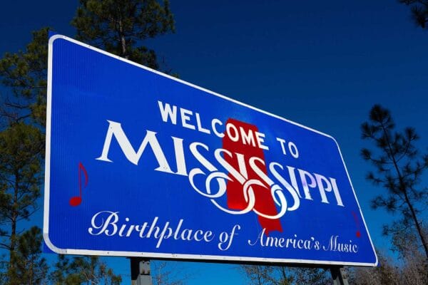 Mississippi welcome sign showcasing "Home of America's Music"